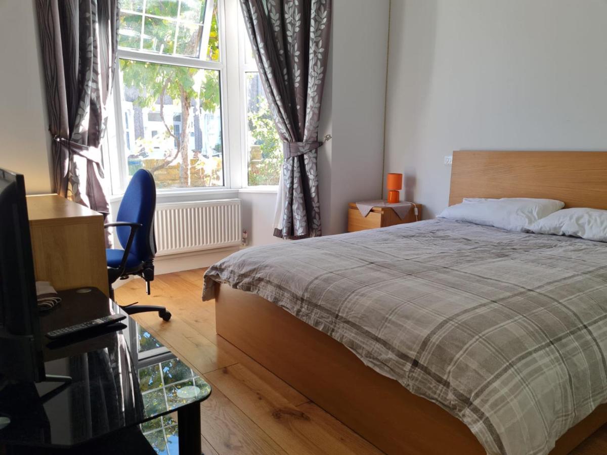 Daniari Guest Rooms Erith 외부 사진