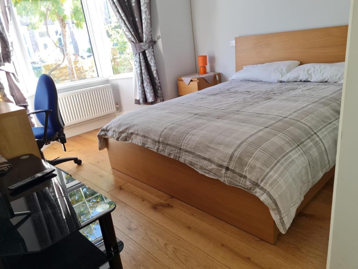 Daniari Guest Rooms Erith 외부 사진